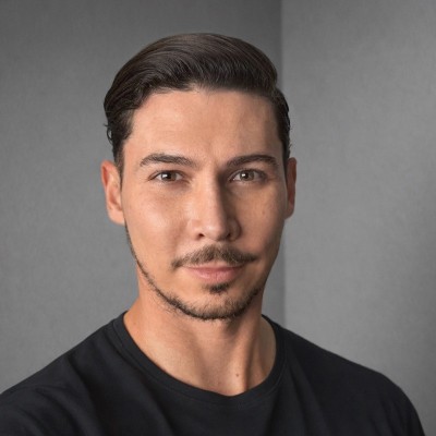 Portrait of Michael Chadayev, Product Designer (UX/UI).